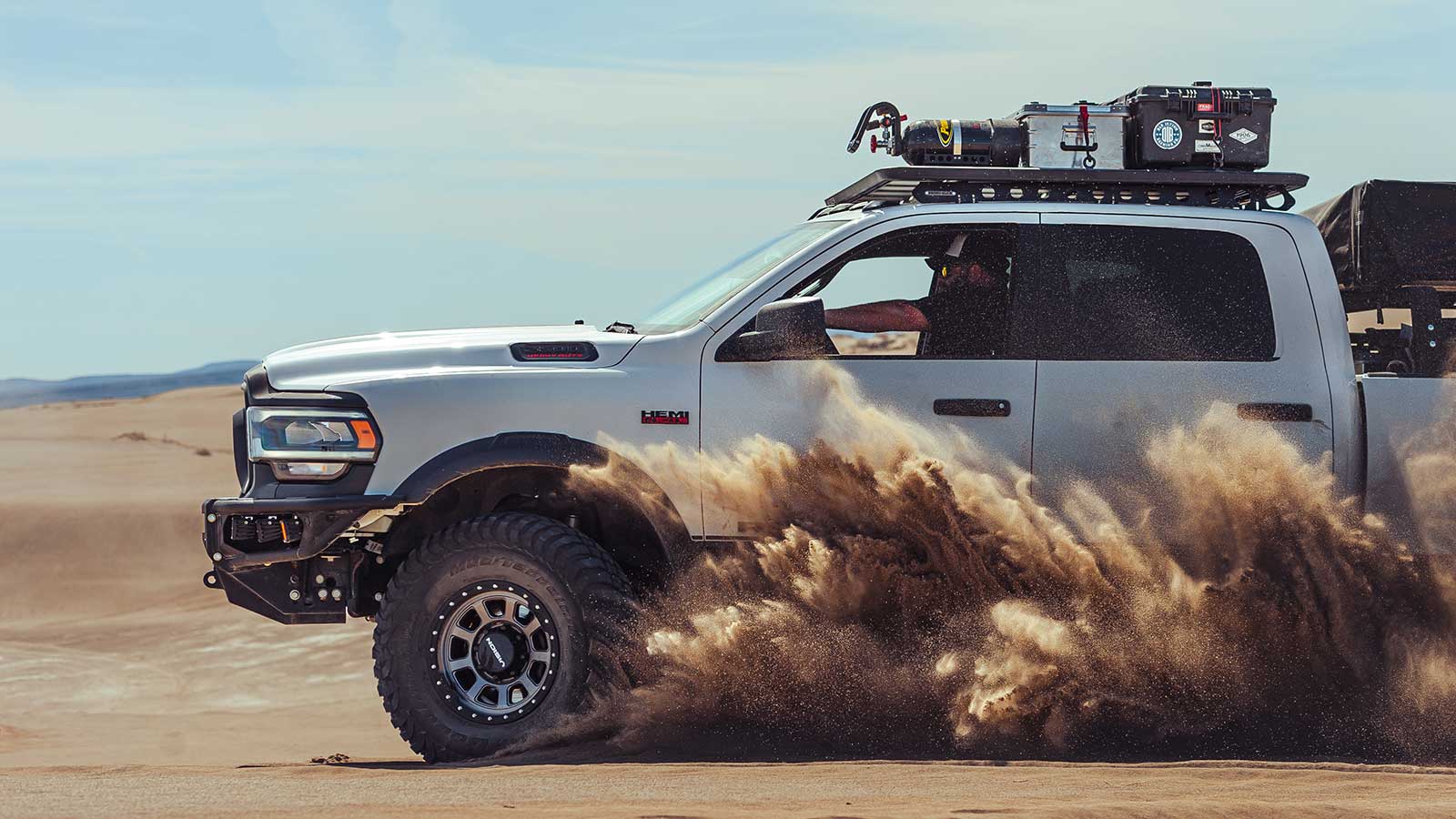 Rock Crawling vs. Desert Running: Wie sich dein Gaspedal-Setup unterscheiden sollte